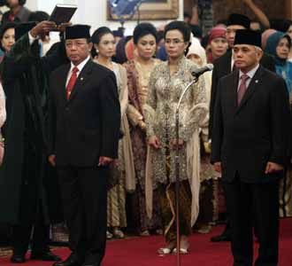 SBY Lantik Menteri KIB II