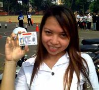 Warga Buat SIM Komunitas