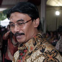 Adhyaksa Berat Lepas Jabatan Menegpora