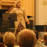 Pesona Magis Aning Katamsi di Ambassador Concert Series