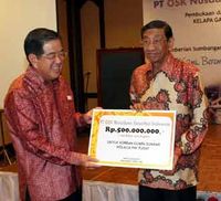 Bantuan Korban Gempa Terus Mengalir