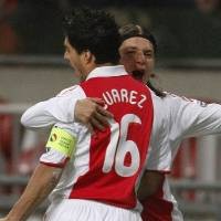 Ajax Raih Kemenangan Pertama