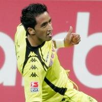 Leverkusen Buang Peluang Menjauh