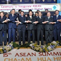 Para Kepala Negara ASEAN Resmikan Komisi HAM