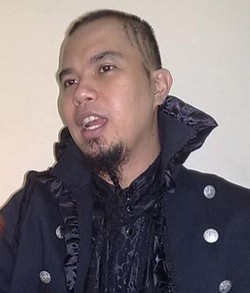 Cari Istri Lagi, Ahmad Dhani Lihat Bokongnya Dulu