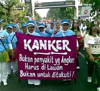 Meriahnya Karnaval Bebas Nyeri Kanker