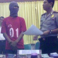 Motif Pembunuhan Ingin Kuasai Harta Fitri