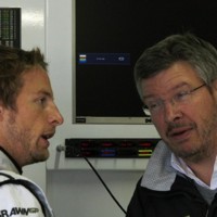 Brawn: 99 Persen Button Bertahan