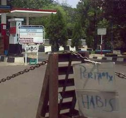 Dikembalikan ke Jalur Hijau, SPBU Tak Dapat Pasokan BBM