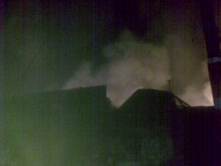 Lokasi Kebakaran di Gang Sempit, Petugas Kesulitan Padamkan Api