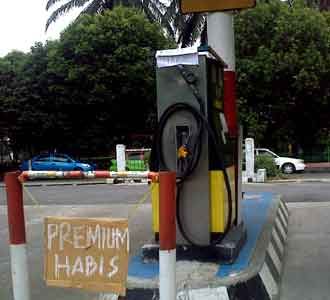 Berada di Jalur Hijau, SPBU Distop