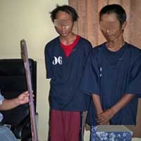 Kesal Dihina, Dua Pemuda Hajar Pemulung 