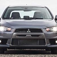 10 Mobil Bertampang Menyeramkan