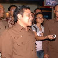 Muhaimin Minta Biro Perjalanan Tak Perlambat Kepulangan TKI 