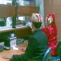 Sumpah Pemuda, Petugas Samsat Polda Metro Jaya Pakai Baju Adat