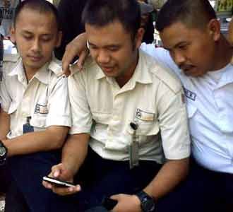 Warga Bojongsoang Bicarakan UFO