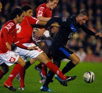 Barnsley Bukan Tandingan MU