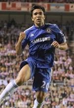 Deco Senang Bertahan di Chelsea