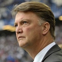 Van Gaal Balik Serang Kahn