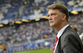 Van Gaal Balik Serang Kahn