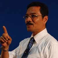 Larangan Wanita Bercelana Jeans di Aceh Barat Tak Perlu Diikuti Daerah Lain