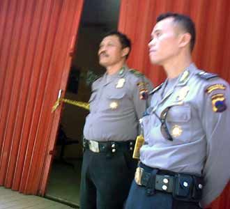 Kantor Pos Dibobol Maling