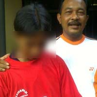 Spesialis Pencuri Helm 200 TKP Digulung