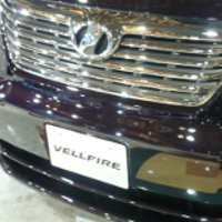 Blue Bird Lebih Memilih Vellfire Ketimbang Viano