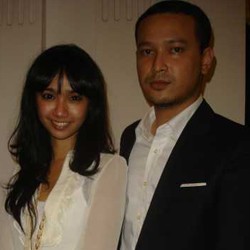 Banyu Biru Makin Bahagia Bareng Intan Ayu