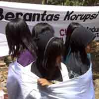 Cicak Madura Prihatin Penahanan 2 Petinggi KPK