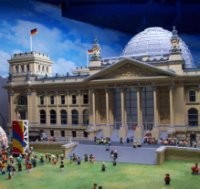 Dunia Mini, Dunia Lego 