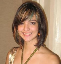 Jelang Menikah, Ardhie Tak Kekang Nia 