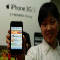 Kedatangan iPhone Disambut Gegap Gempita di China