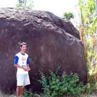 Dihuni Beragam Hewan Gaib