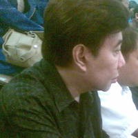 Berkemeja Hitam, Putra Bung Karno Ikut Dengarkan Rekaman di MK