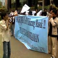 Usai Hadiri Sidang MK, Haryono Sambangi Peserta Aksi Mogok Makan