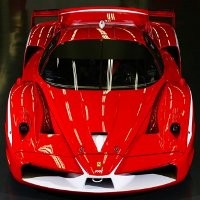 Mobil-mobil Pembalap F1 di Jalan Raya 