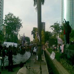 3 Kelompok Massa Demo di KPK Dukung Bibit-Chandra