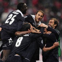 Empat Pastikan Tiket 16 Besar