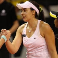 Bartoli Lolos Ujian Pertama