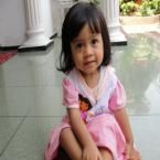Raisha Rahmania, 2 Tahun; Perempuan; f