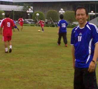 Marzuki Alie, Ultah & Sepakbola