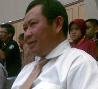 Susno Duadji Temui Tim 8