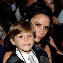 Wow, Anak Beckham Pun Hobi Tampil Stylish!