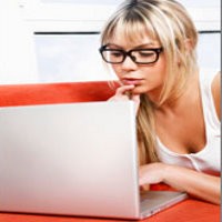 Survei: Internet Tak Membuat Orang Jadi Kuper 