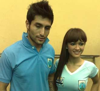 Jupe-Gaston Kompak Serba Argentina