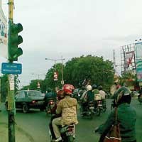 Belok Kiri Dilanggar, Kena Tilang Rp 500 Ribu