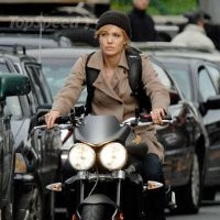 Film Baru, Angie Pakai Triumph Street Triple R 