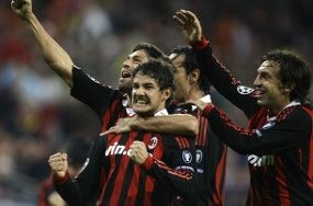 Pato Nyaman di Kanan