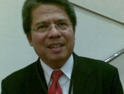 Todung: Kasus Bibit-Chandra Sebaiknya Di-SP3